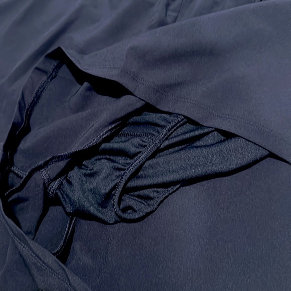 XL High Rise Shorts - Picture 3 of 4